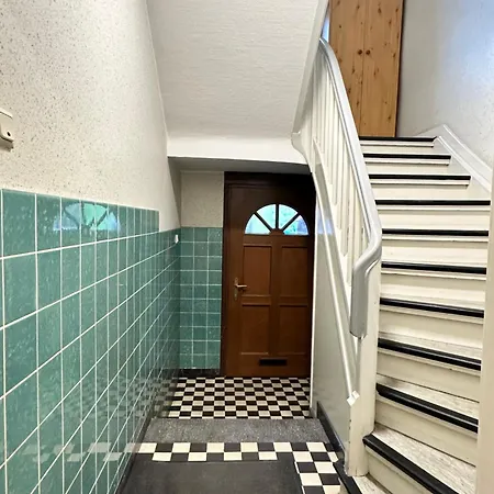Feelhome,flughafen Nah,6-8 Pers,badewanne,zentral,terrasse,ground Floor דיסבורג