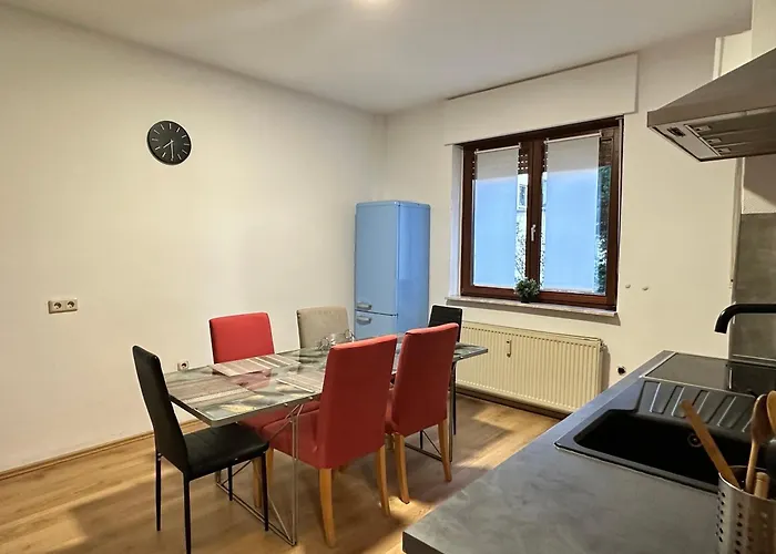 Appartement Feelhome,flughafen Nah,6-8 Pers,badewanne,zentral,terrasse,ground Floor Duisbourg