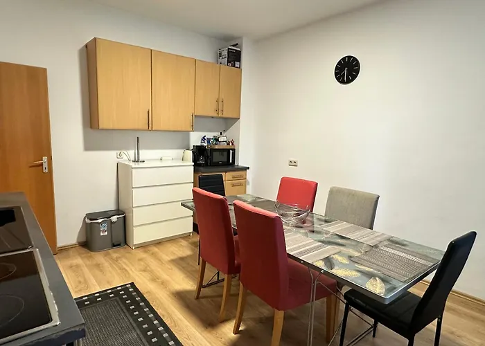 Feelhome,flughafen Nah,6-8 Pers,badewanne,zentral,terrasse,ground Floor Appartement Duisbourg